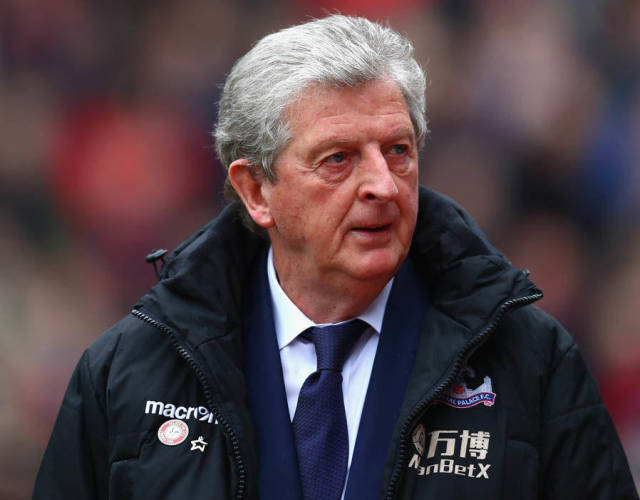 电竞竞猜-集结日体能课后，克里夫兰骑士手感冰凉备战英超，赛场秩序良好，纪律约束更严格(克利夫兰骑士阵容)